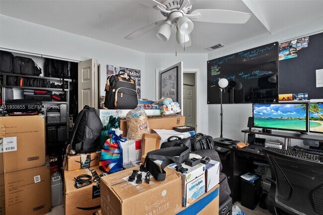 Building Photo - 15770 SW 104th Terrace