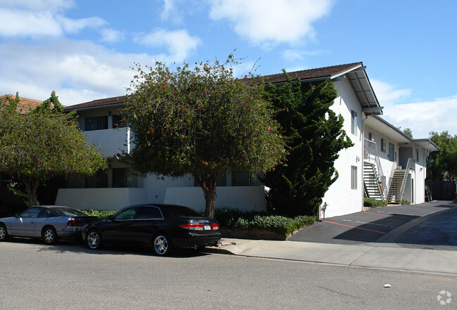 Primary Photo - Casa Ellwood