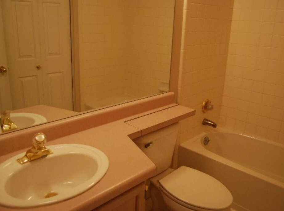 Building Photo - 150 S 800 E