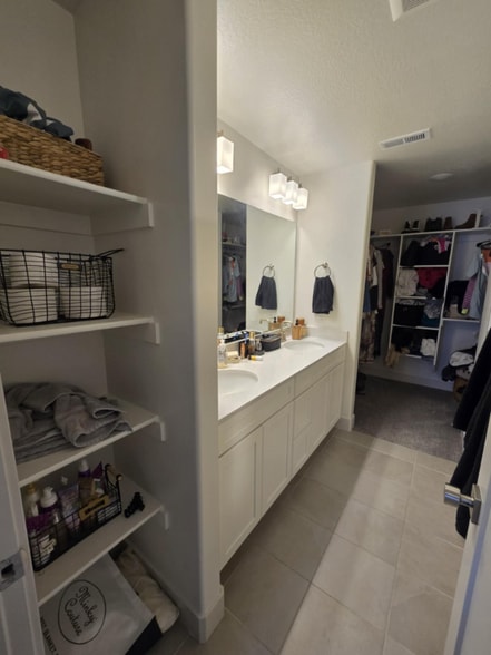 Building Photo - 2050 N 3600 W