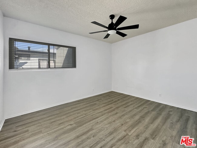 Building Photo - 5113 Roseland St