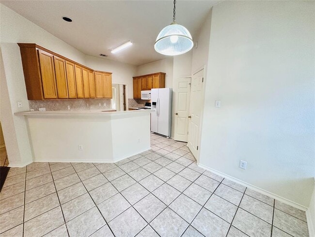 Building Photo - 1101 Hunter's Creek Dr