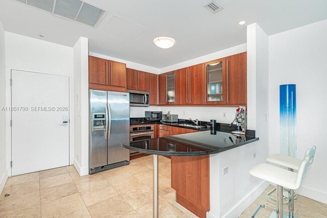 Building Photo - 2301 Collins Ave