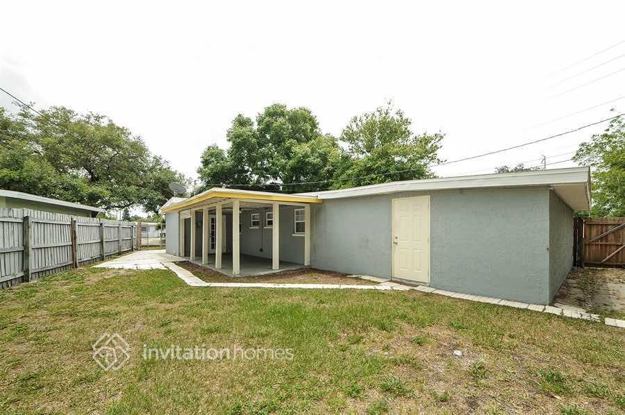 Building Photo - 9501 88th Way N