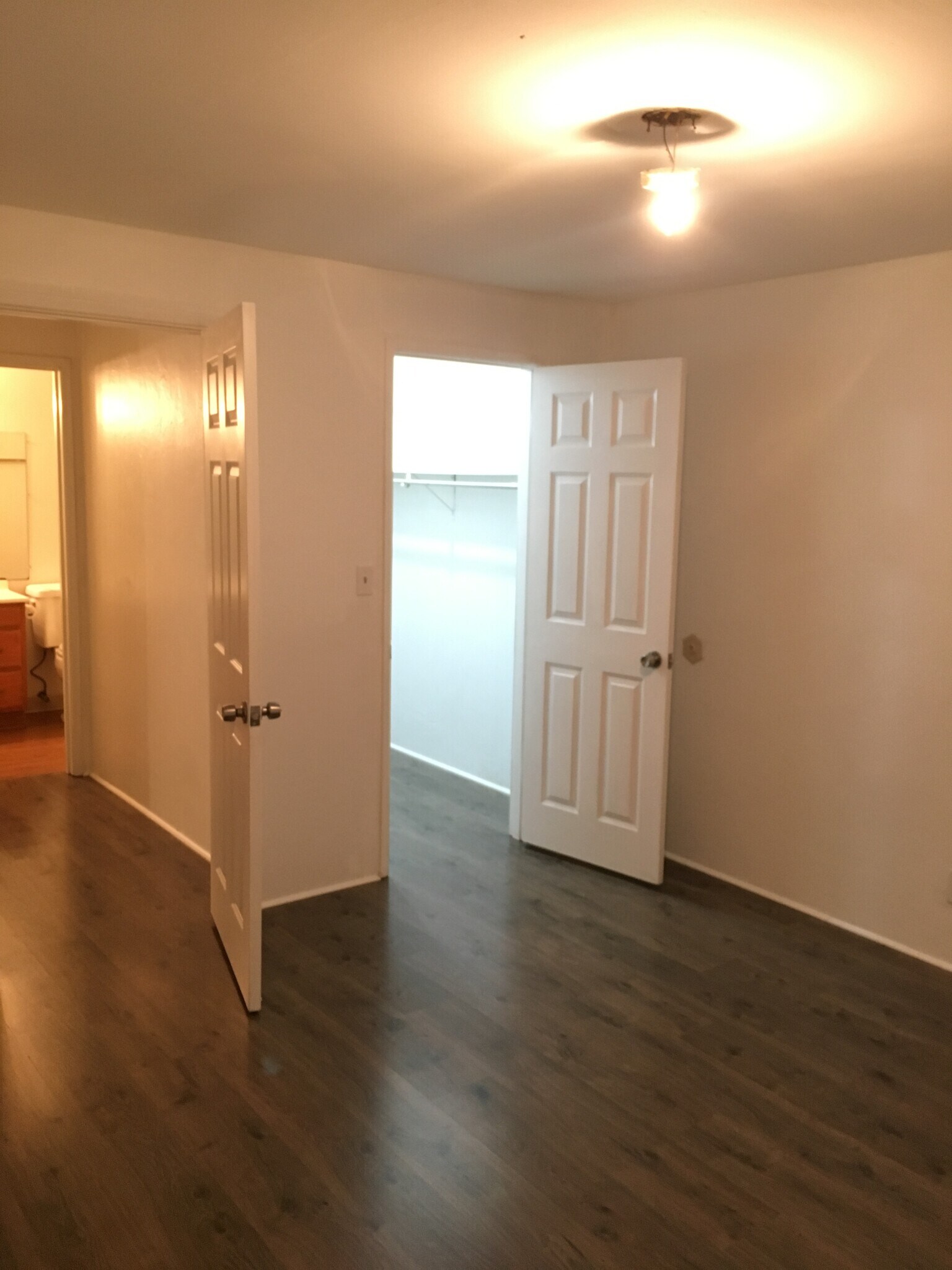 Building Photo - 107 N 3rd St