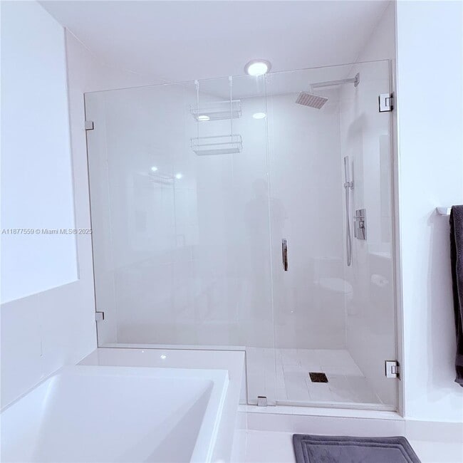 Building Photo - 55 SW 9th St