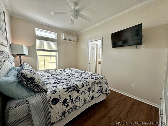 Building Photo - 437 NE Intercoastal Dr
