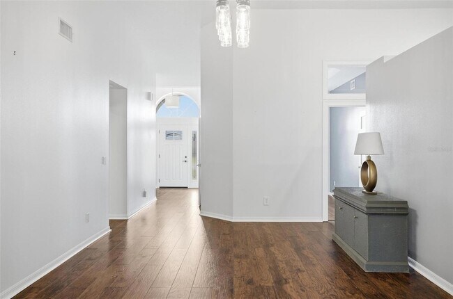 Building Photo - 1 Walton Pl