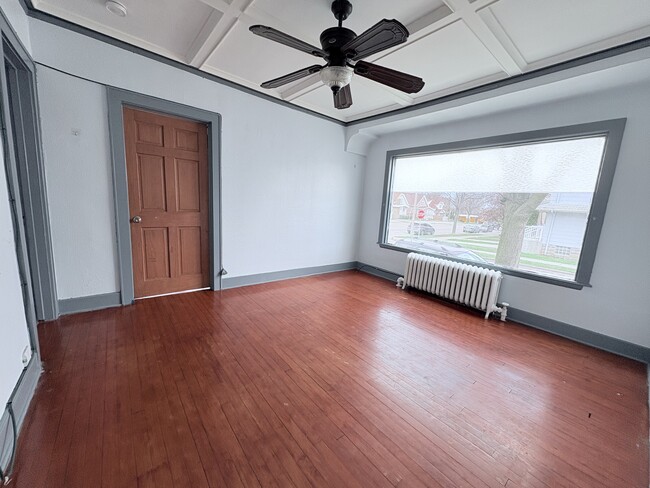 Building Photo - 1203 W Oklahoma Ave