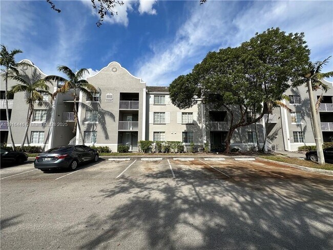 Building Photo - 777 SW 111th Way