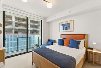 Building Photo - 11 NE 6th St