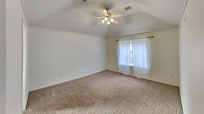 Building Photo - 3 Bedroom with Office in Edmond