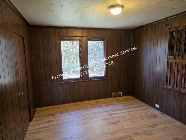 Building Photo - 2454 Darlington Rd