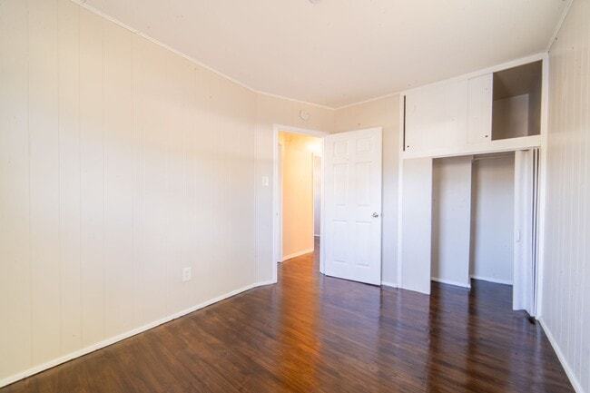 Building Photo - 4-Bedroom Home with Garage, Gated Yard & Sunroom