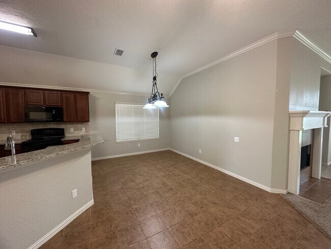 Building Photo - 18712 Rosalea Way