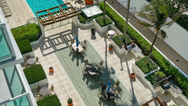 Building Photo - 3550 Galt Ocean Dr