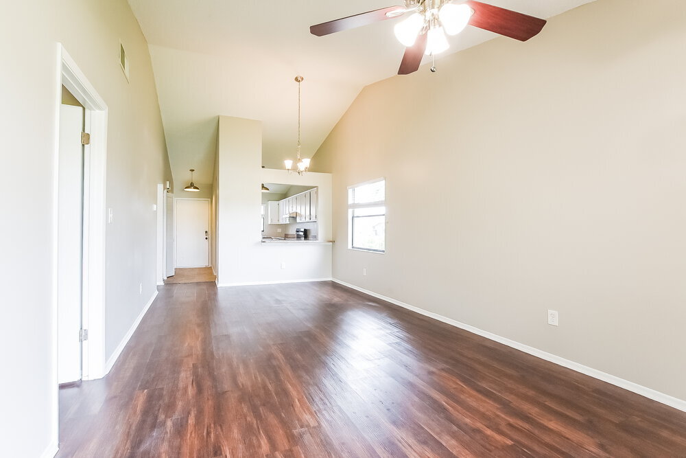 Building Photo - 8611 Drayton Ct