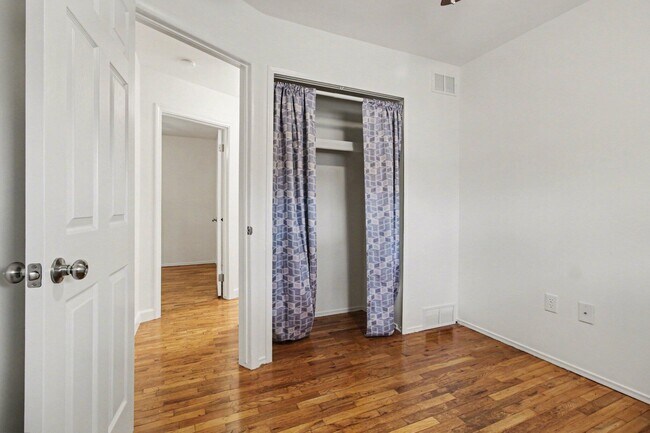 Building Photo - 2329 Brooktree Ct