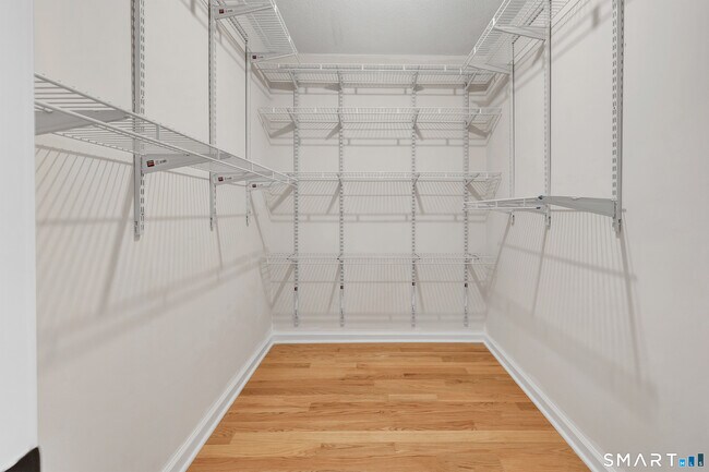 Building Photo - 259 Mayfield Dr