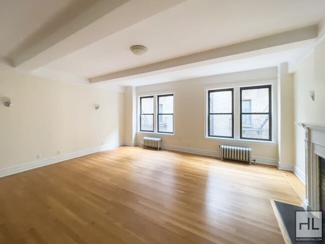 Building Photo - 111 E 80th St