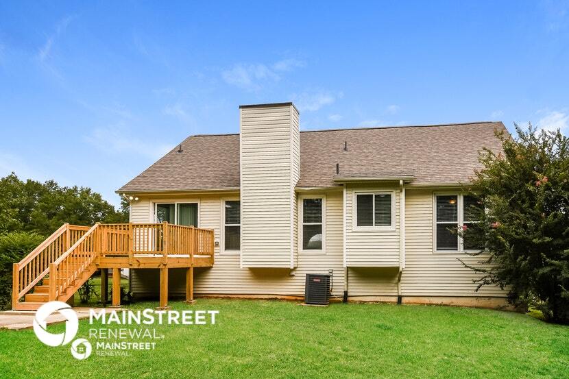 Building Photo - 17 Stonecreek Dr SW
