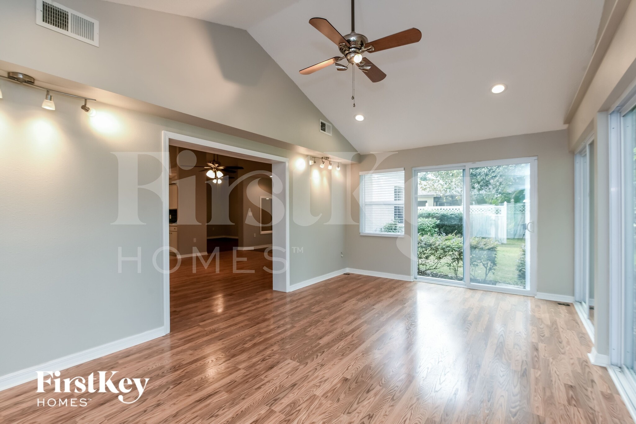 Building Photo - 15105 Greater Groves Blvd