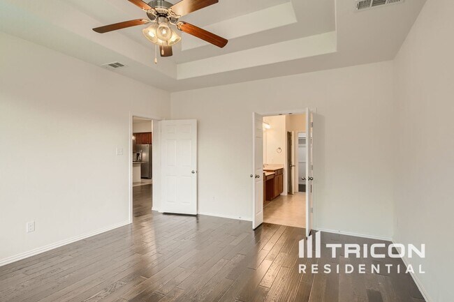 Building Photo - 5024 Kestrel Dr