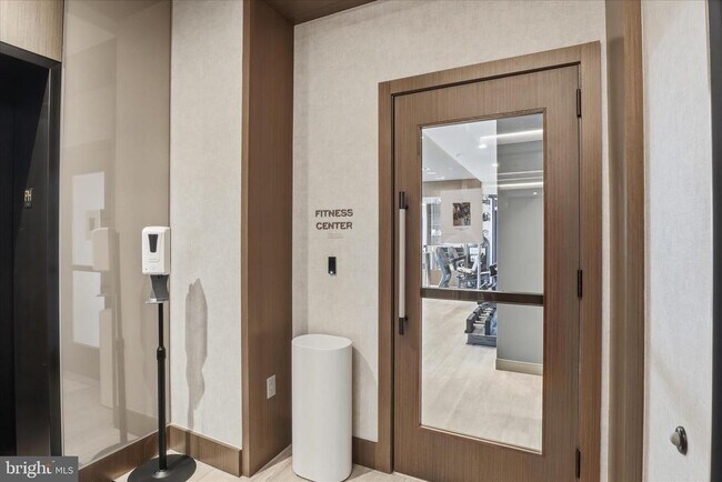 Building Photo - 1201 N Royal St