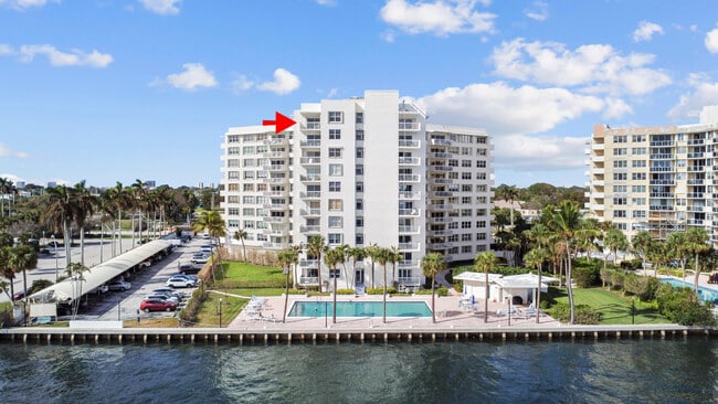 Building Photo - 2600 N Flagler Dr