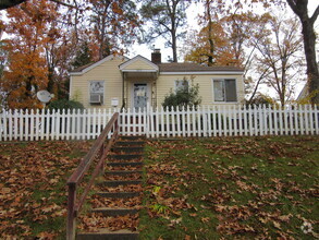 Building Photo - Colonial Heights Virginia