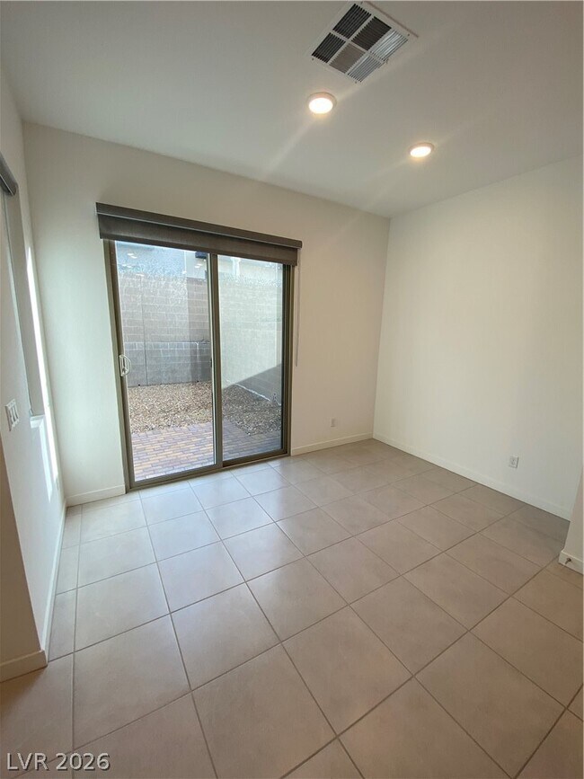 Building Photo - 3211 Centano Ave
