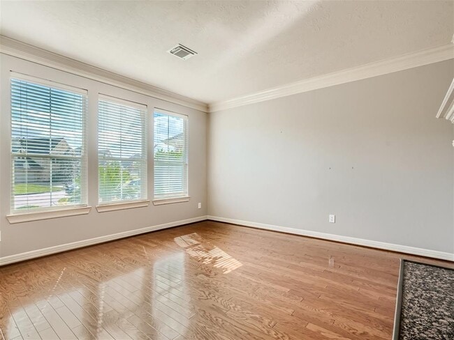 Building Photo - 2331 Vinemead Ct