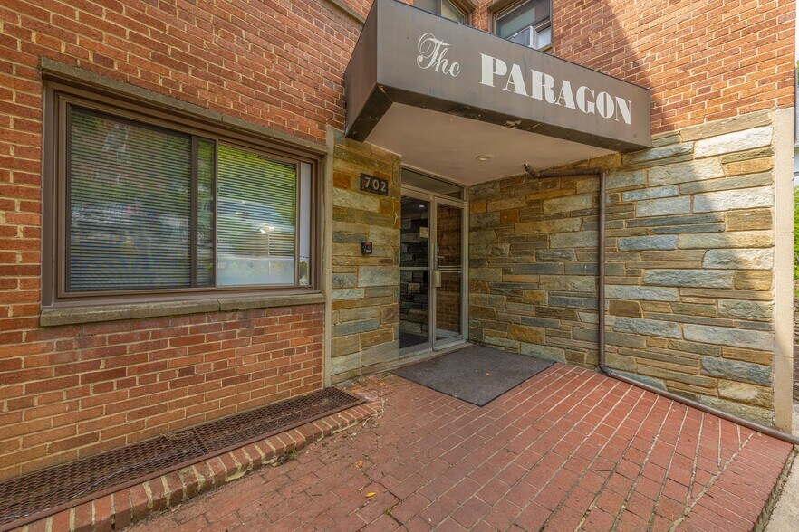 Building Photo - The Paragon