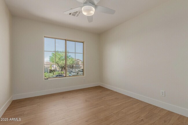 Building Photo - 40809 N Raleigh Ct