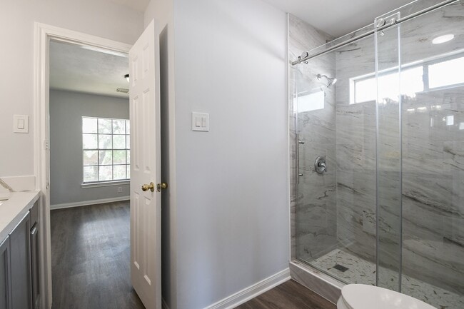 Building Photo - 13619 San Martin Ln