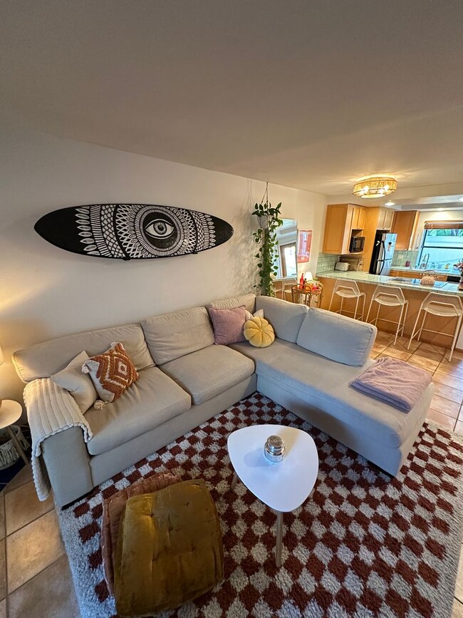 Building Photo - 1221 Essex St