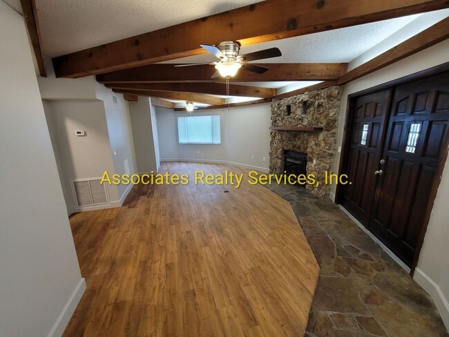 Building Photo - 9281 SW 109th Run