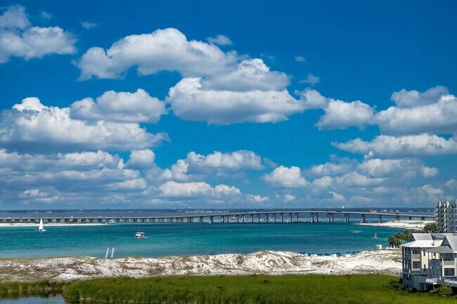 Building Photo - 500 Gulf Shore Dr