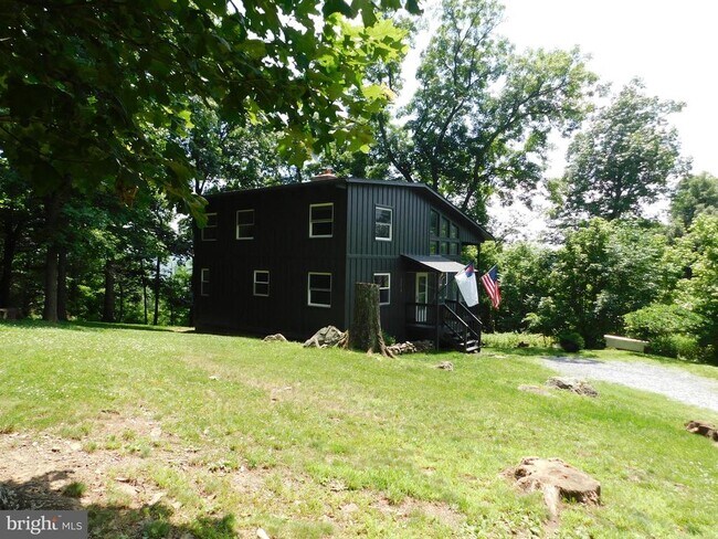 Building Photo - 229 Sunset Ln