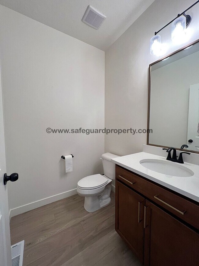 Building Photo - Fabulous Home in Eagle Mountain