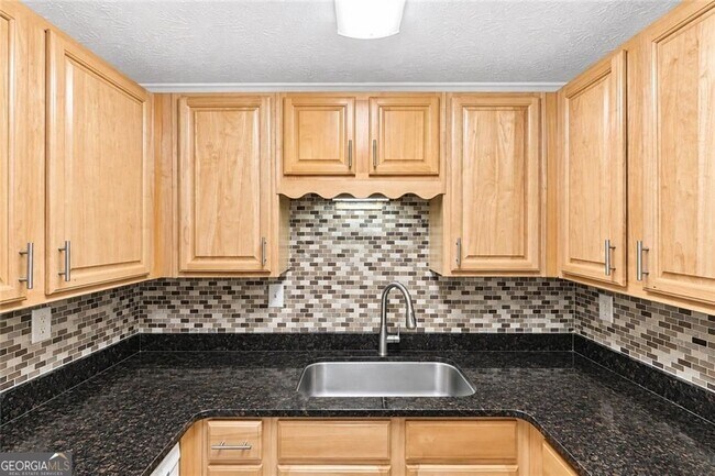 Building Photo - 3065 Destin Cir