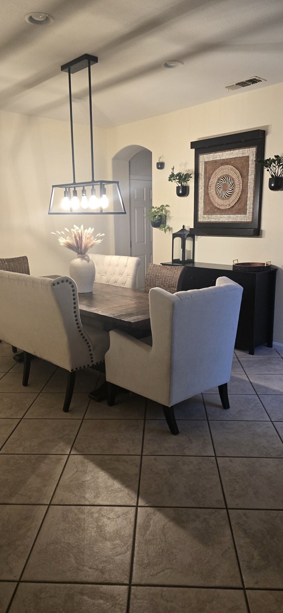 Building Photo - 395 Plaza Calimar