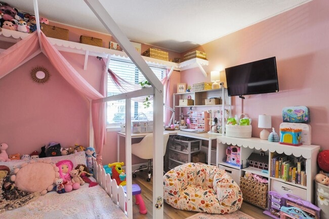 Building Photo - Beautiful First Floor Condo in Palmetto Commons