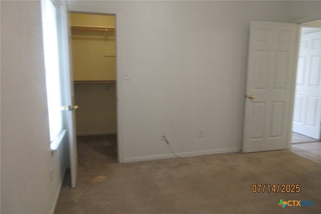 Building Photo - 2606 Edgefield St