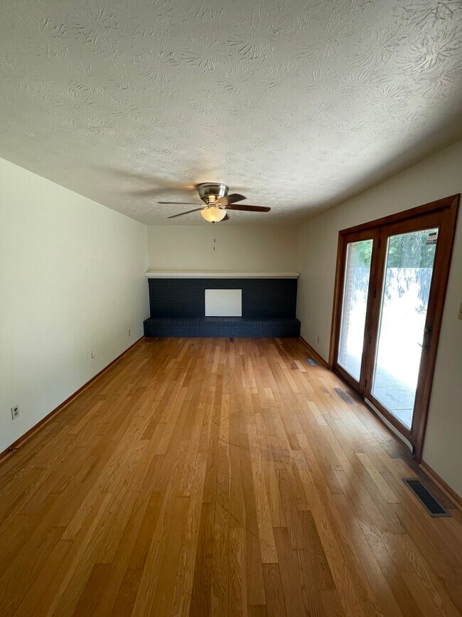 1529 N German Church Rd 1529 N German Church Rd Indianapolis IN 46229