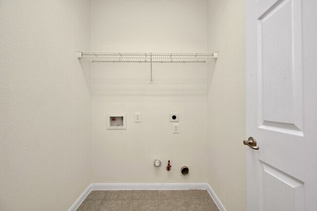 Building Photo - 2626 Orchard Creek Ln