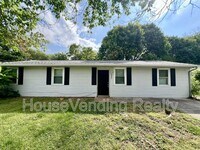 Building Photo - 2221 Compton Dr