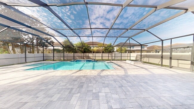 Building Photo - 6BR /5BA  LUXURY POOL HOME -  Fells Landing Subdivision- Minutes to Medical City! **1/2 OFF FIRST...