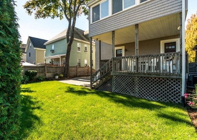 Building Photo - 39-41-41 Rich St