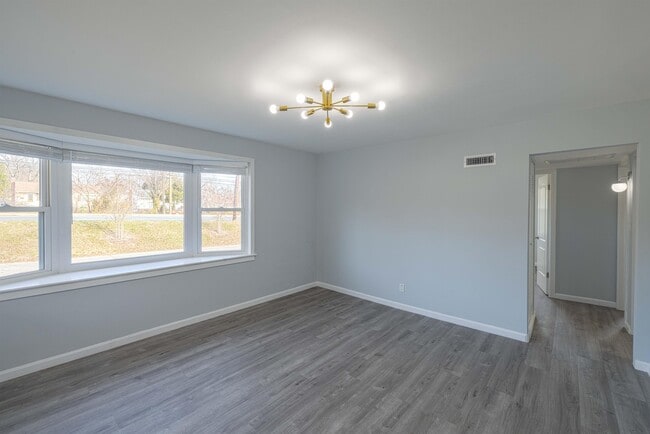 Building Photo - 1209 Veirs Mill Rd